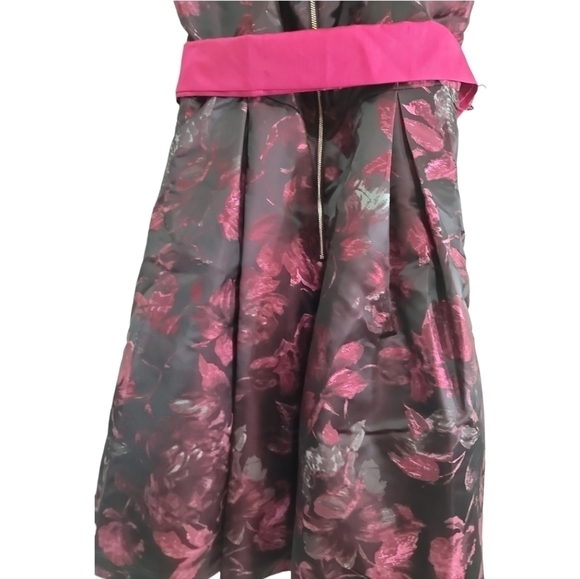 NWT Eliza J Black Pink Floral Fit and Flare Dress 14 Open Back Sash and Pockets - Picture 2 of 9